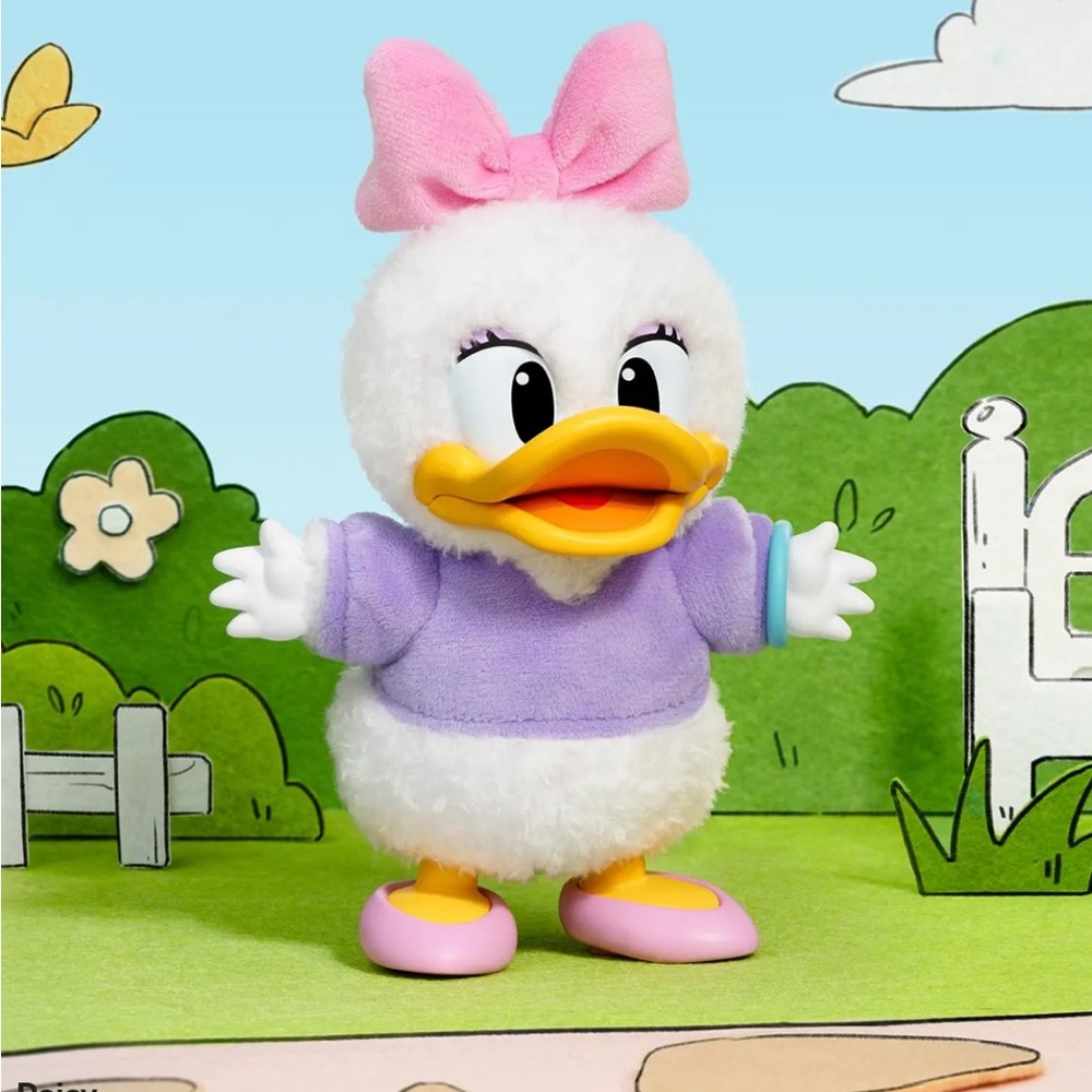 DAISY DUCK- Disney Mickey Family Keychain EACH - Picture 5 of 5
